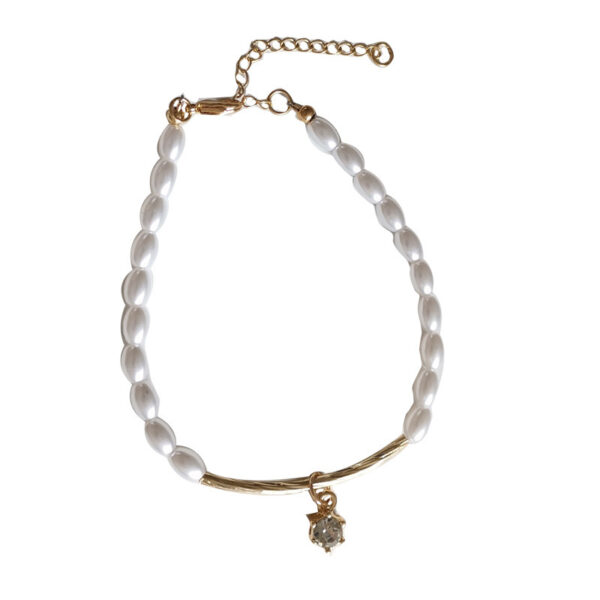 Elegant And Beautiful Pearl Bracelet - Image 2