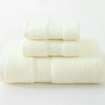 Bath towel pure cotton soft and absorbent