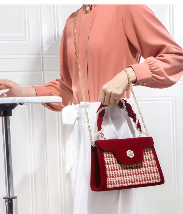 Women's Wedding Bag Bridal Bag High-grade Women's Elegant Red Niche Red Small Bag Portable 2024 New - Image 5